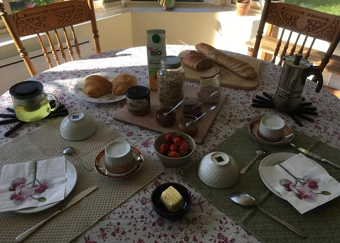 D'hôtes De L'ancienne école 3*